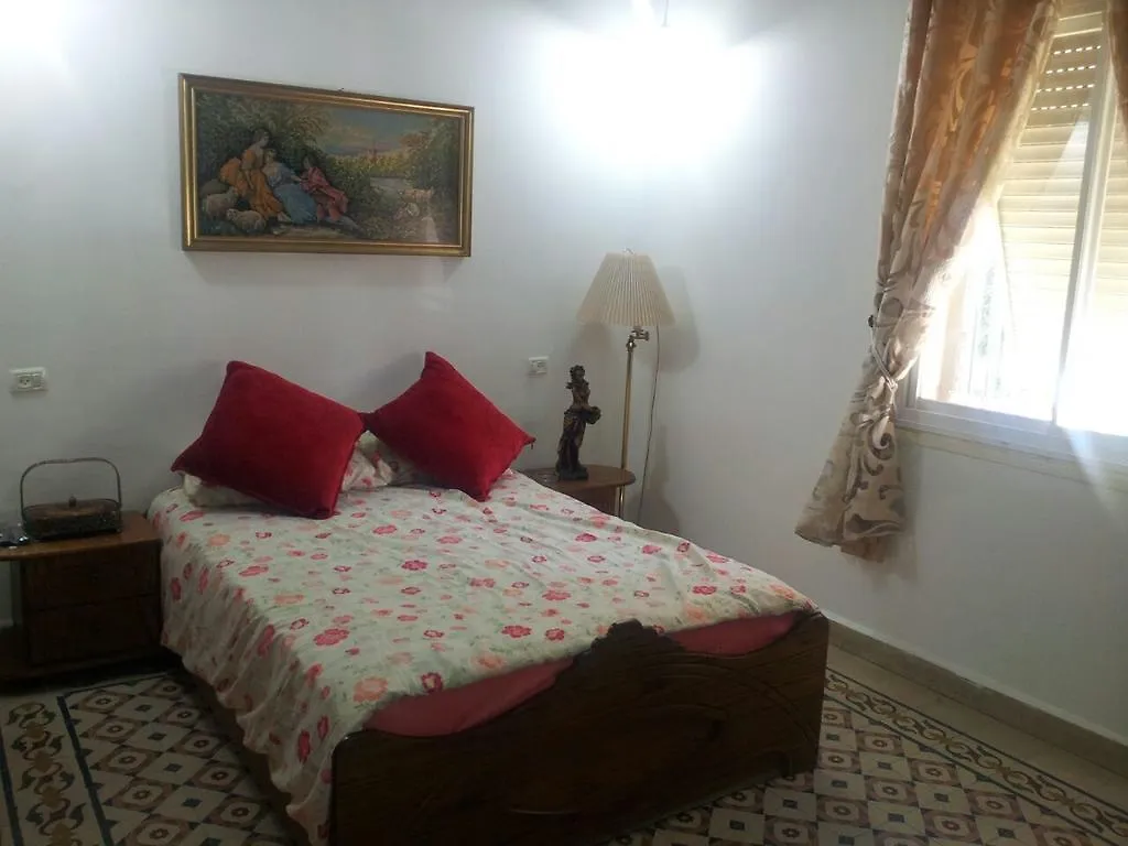 Bed and Breakfast Yonas Haifa Bed & Breakfast